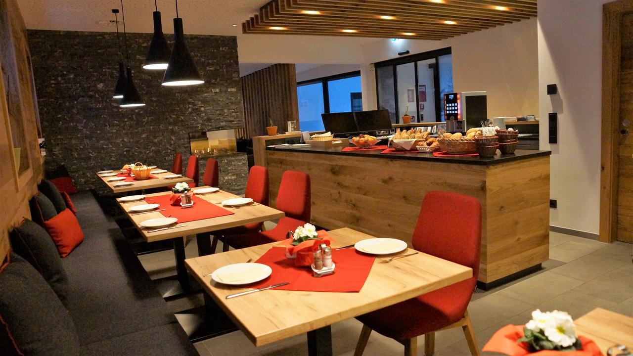 Das Heimsitz Brixen im Thale Exterior photo