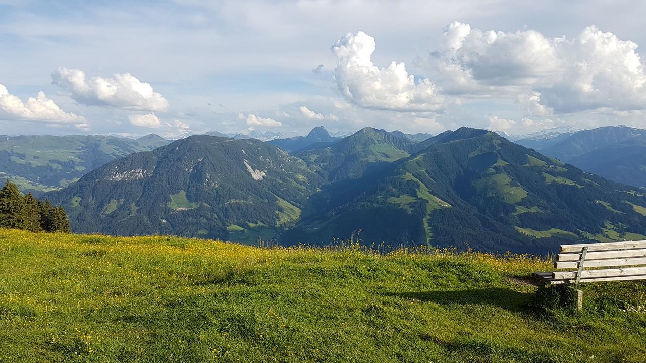 Das Heimsitz Brixen im Thale Exterior photo